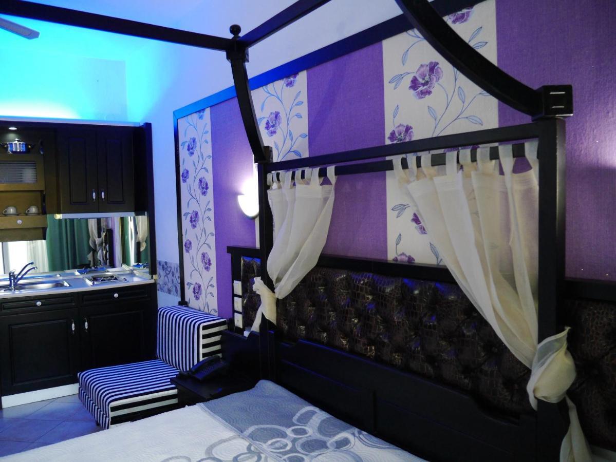 Blue Sky Apartment *
